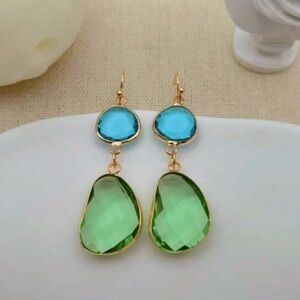 Elegant Gold and Green Drop Earrings